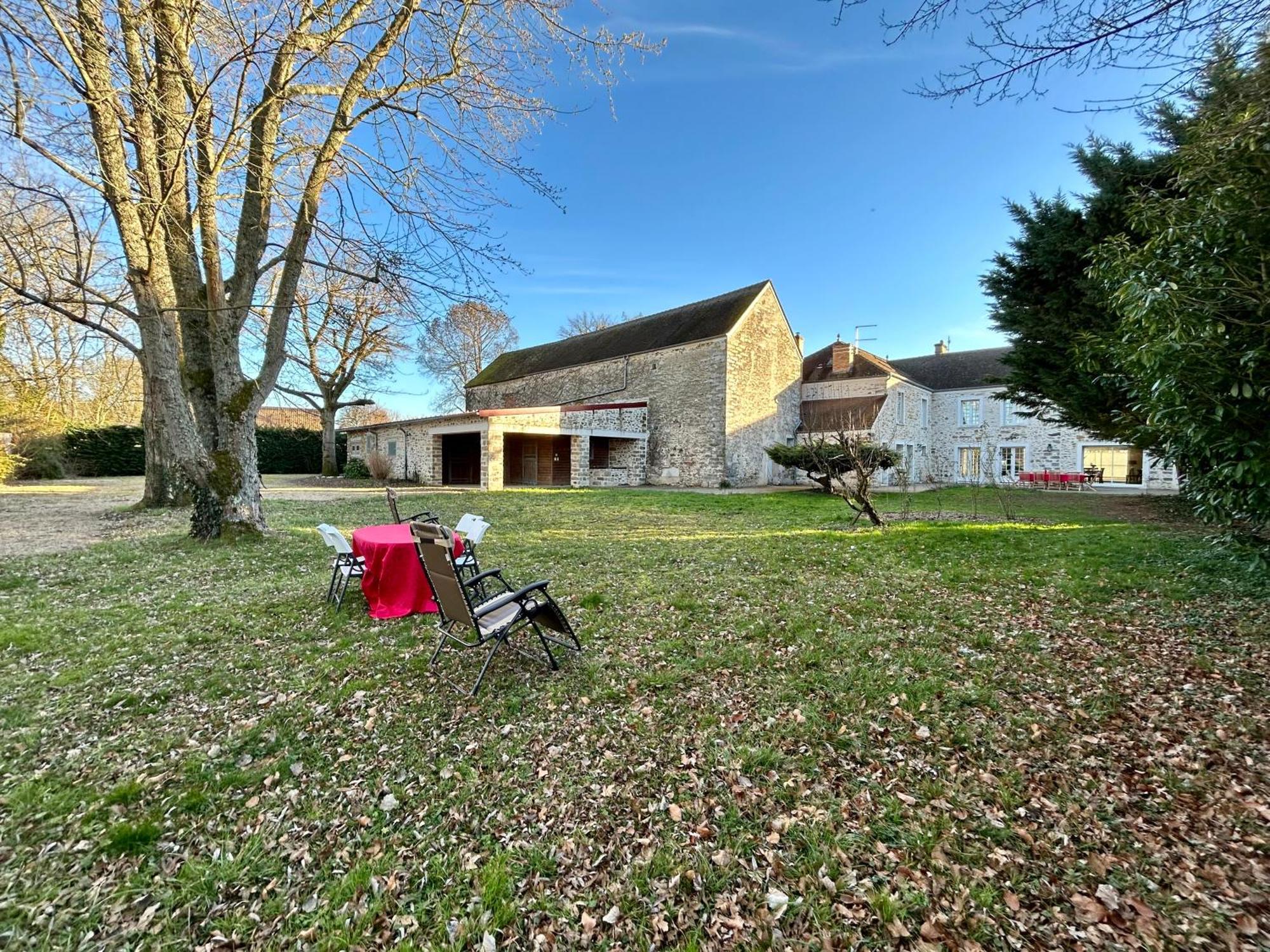 Le Domaine De Brie Apartment Chatillon-la-Borde Luaran gambar
